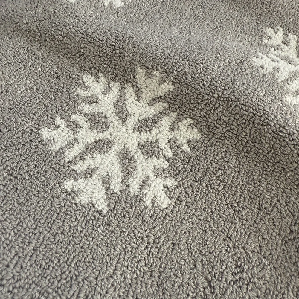Pottery Barn Snowflake Bath Mat